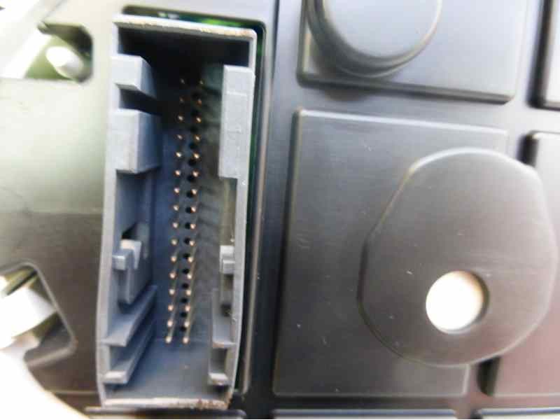 Recambio de cuadro instrumentos para ford fiesta (cb1) sport referencia OEM IAM 8A6T10849CM VP8A6F10849CN 