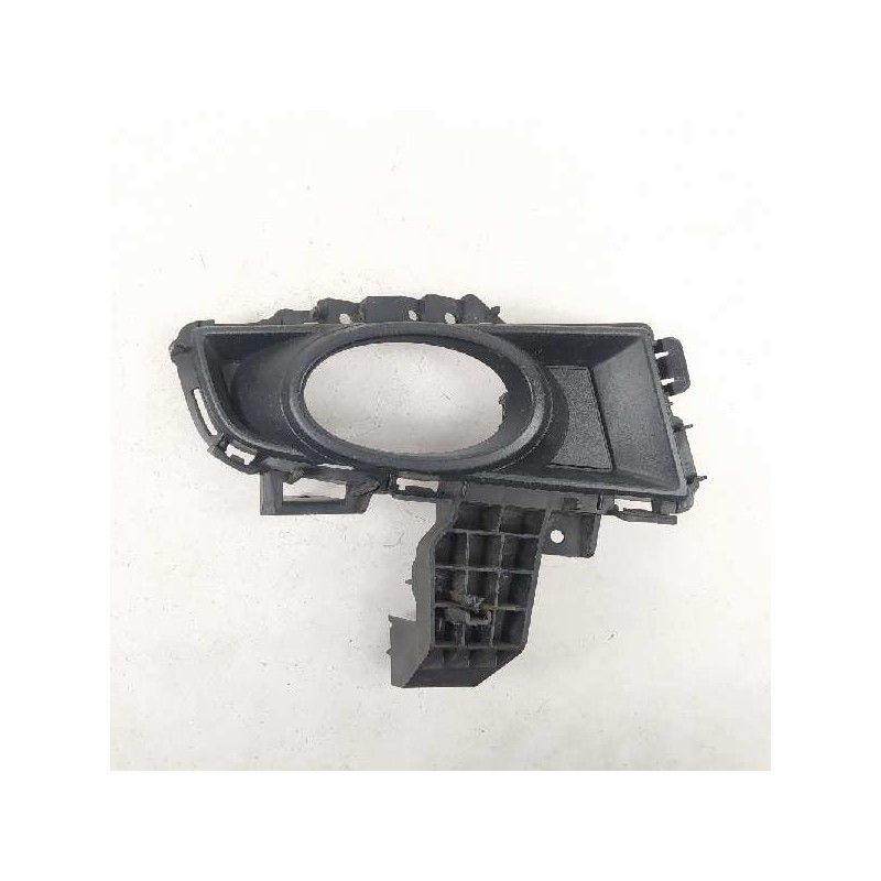 Recambio de rejilla paragolpes derecha para mazda 3 berlina (bk) 1.6 crdt active referencia OEM IAM BR5J51677  