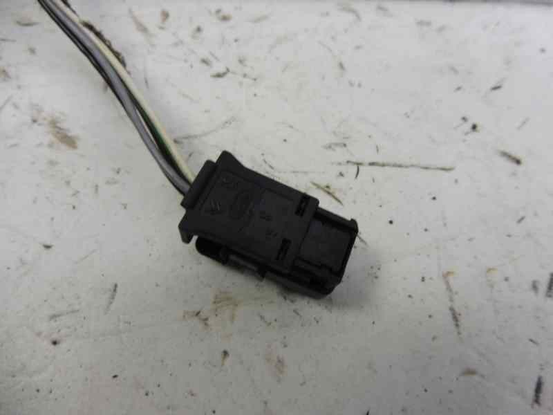 Recambio de retrovisor izquierdo para peugeot 307 break/sw (s2) sw referencia OEM IAM 96577210  