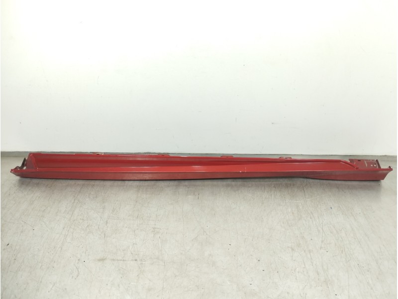 Recambio de faldon lateral para ford focus turn. st-line b&r referencia OEM IAM CM51A10155  