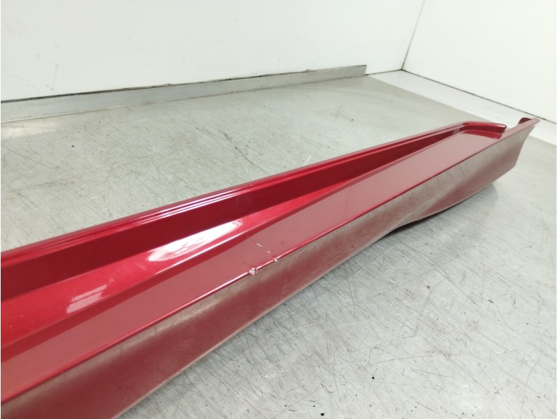 Recambio de faldon lateral para ford focus turn. st-line b&r referencia OEM IAM CM51A10155  