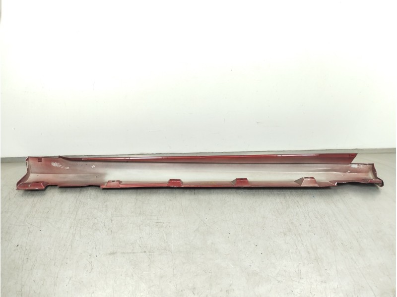 Recambio de faldon lateral para ford focus turn. st-line b&r referencia OEM IAM CM51A10155  