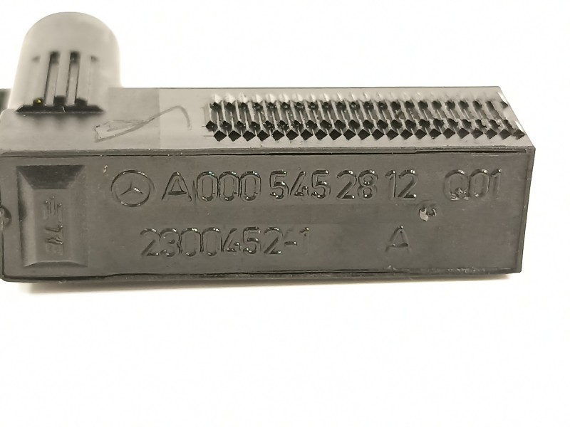 Recambio de interruptor para mercedes-benz clase b (w247) 247 referencia OEM IAM A0005452812  