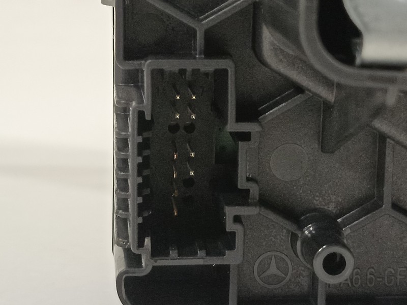 Recambio de mando limpia para mercedes-benz clase b (w247) 247 referencia OEM IAM A1779004504  