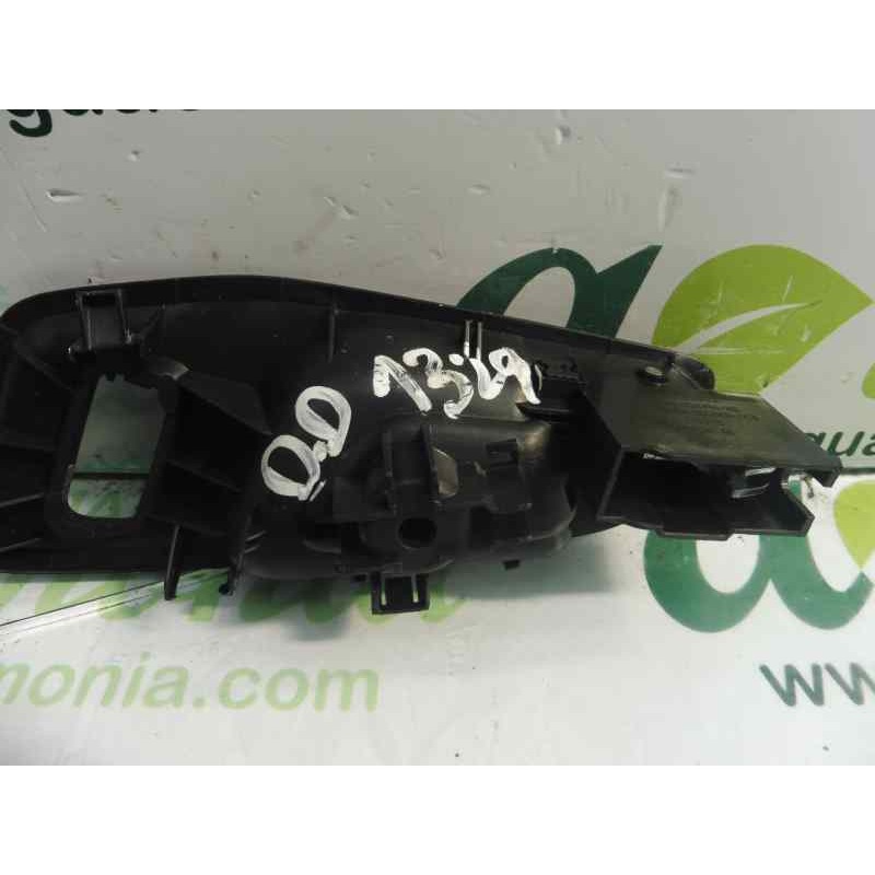 Recambio de maneta interior delantera derecha para ford kuga (cbs) trend referencia OEM IAM  40006796AB 151326RAA