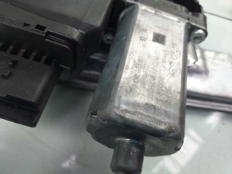 Recambio de elevalunas delantero derecho para citroën c3 elle referencia OEM IAM 9812081580  