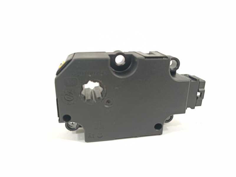 Recambio de motor apertura trampillas climatizador para mercedes-benz clase b (w247) 247 referencia OEM IAM A0999063502  