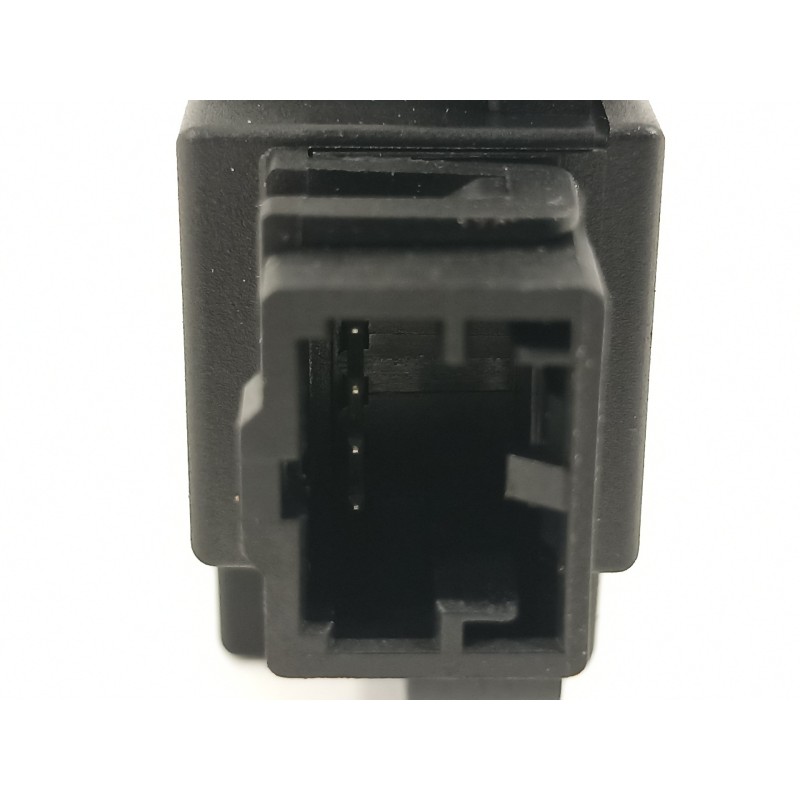 Recambio de motor apertura trampillas climatizador para mercedes-benz clase b (w247) 247 referencia OEM IAM A0999063502  