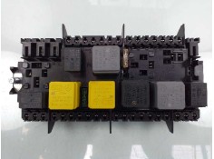 Recambio de caja reles / fusibles para mercedes-benz clase a (w176) a 45 amg 4-matic (176.052) referencia OEM IAM 2469067100 332