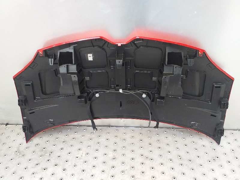 Recambio de capot para renault twingo iii intens referencia OEM IAM   