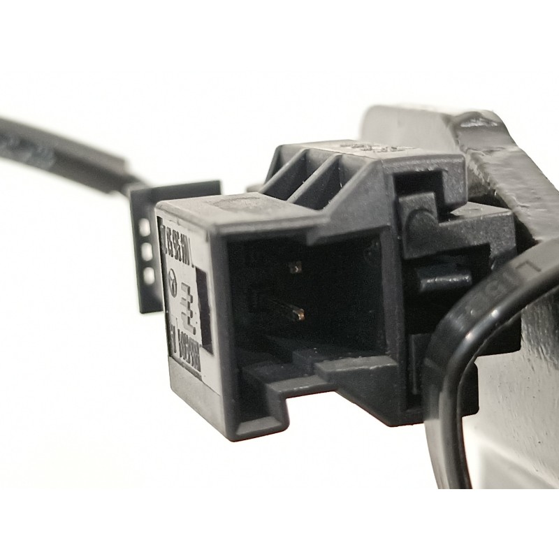 Recambio de cinturon seguridad trasero para mercedes-benz clase b (w247) 247 referencia OEM IAM A2478600569 A2478600669 34241160