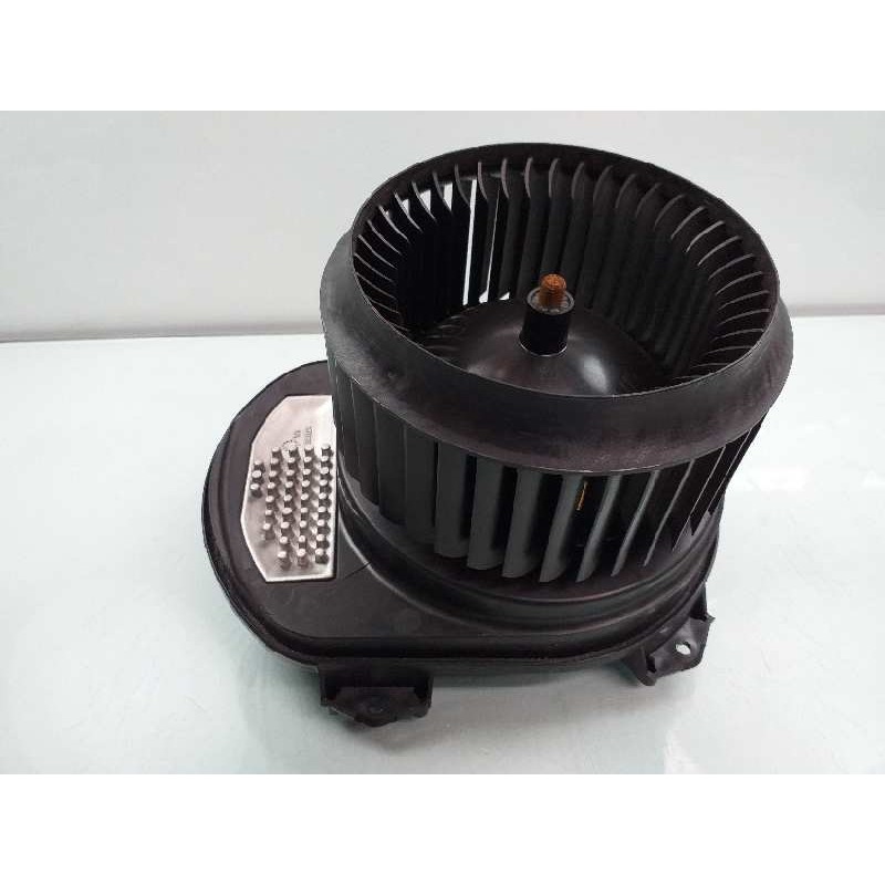 Recambio de ventilador calefaccion para mercedes-benz clase a (w176) a 45 amg 4-matic (176.052) referencia OEM IAM A2469061601 A