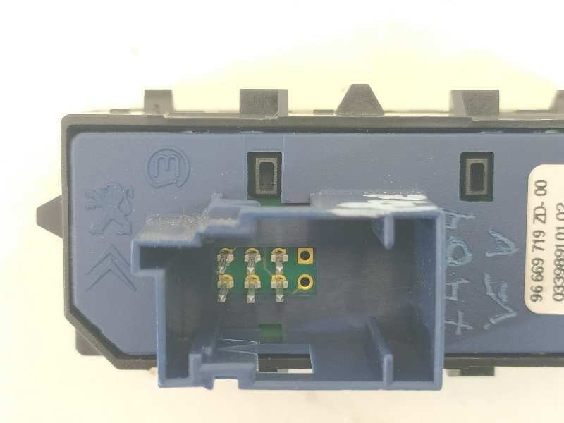 Recambio de mando multifuncion para citroën ds5 style referencia OEM IAM 96669719ZD  