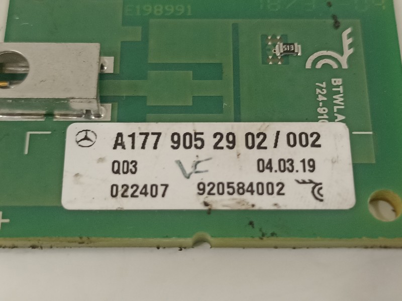 Recambio de antena para mercedes-benz clase b (w247) 247 referencia OEM IAM A1779052902  