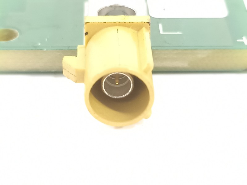 Recambio de antena para mercedes-benz clase b (w247) 247 referencia OEM IAM A1779052902  