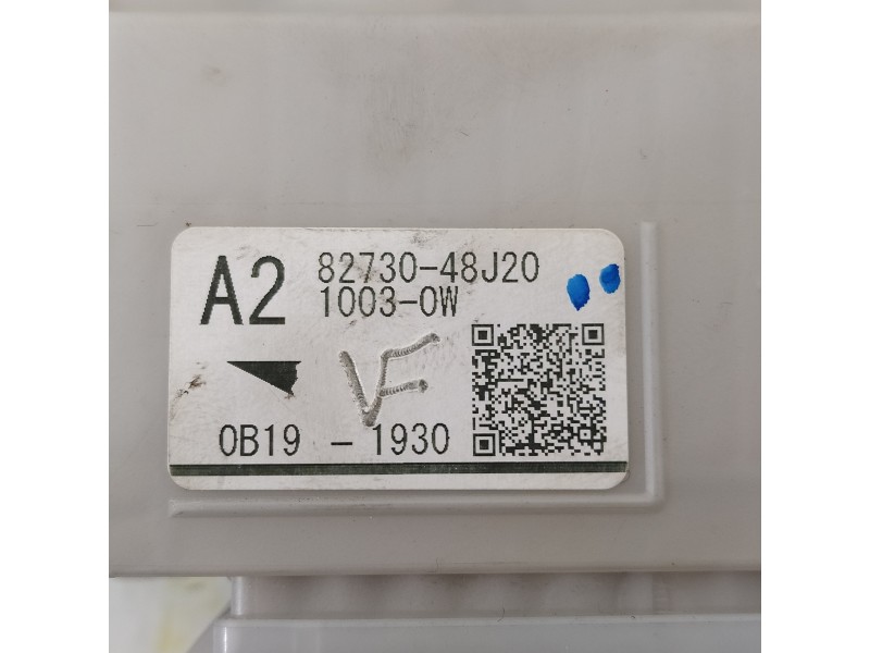 Recambio de caja reles / fusibles para lexus rx 450h referencia OEM IAM 8273048J20  