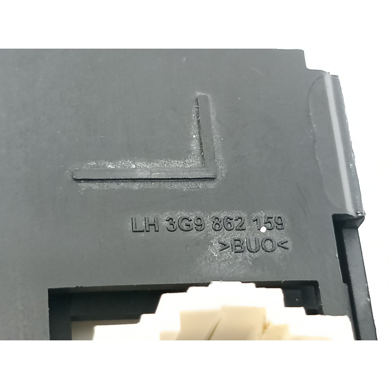 Recambio de motor cierre centralizado porton para volkswagen passat variant (3g5) advance bmt referencia OEM IAM 3G9862159 3B095