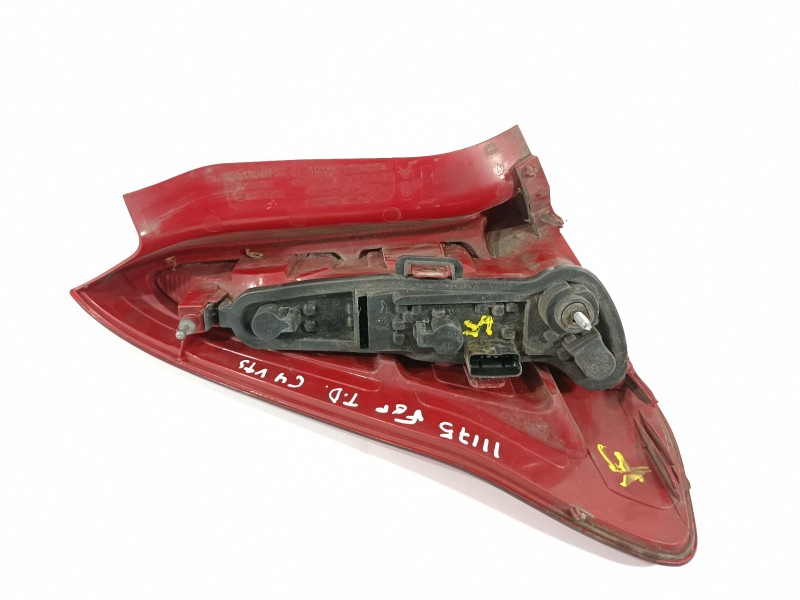 Recambio de piloto trasero derecho para citroën c4 berlina vtn@v referencia OEM IAM 9646801677  