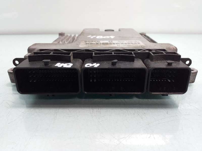 Recambio de centralita motor uce para dacia dokker express ambiance referencia OEM IAM 237102213R 0281030439 237104128R