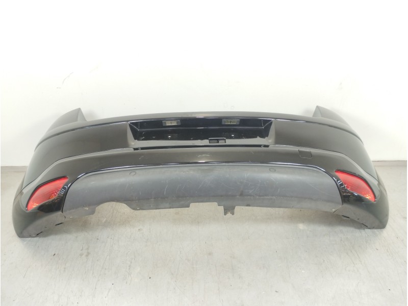 Recambio de paragolpes trasero para citroën c4 berlina vtn@v referencia OEM IAM 9650695477  