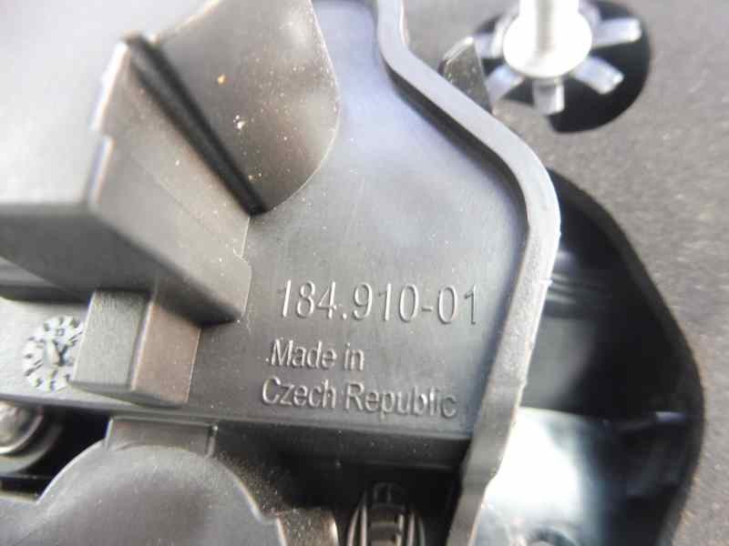 Recambio de piloto trasero izquierdo en porton para seat toledo (kg3) style referencia OEM IAM 18491001  