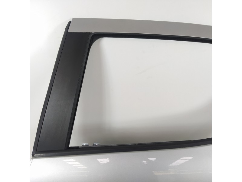 Recambio de puerta trasera izquierda para peugeot 308 access referencia OEM IAM   