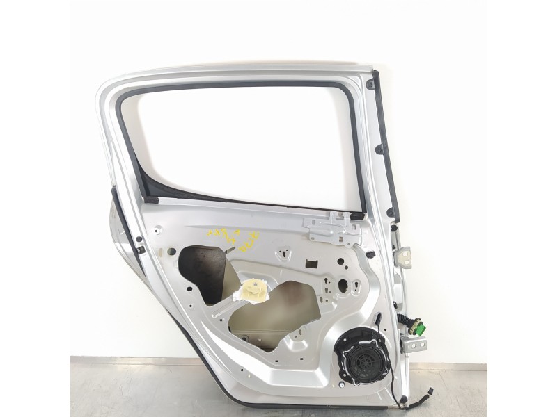 Recambio de puerta trasera izquierda para peugeot 308 access referencia OEM IAM   