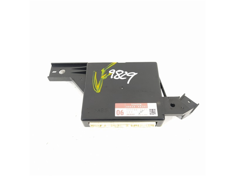 Recambio de modulo electronico para lexus rx 450h referencia OEM IAM 8865048391  