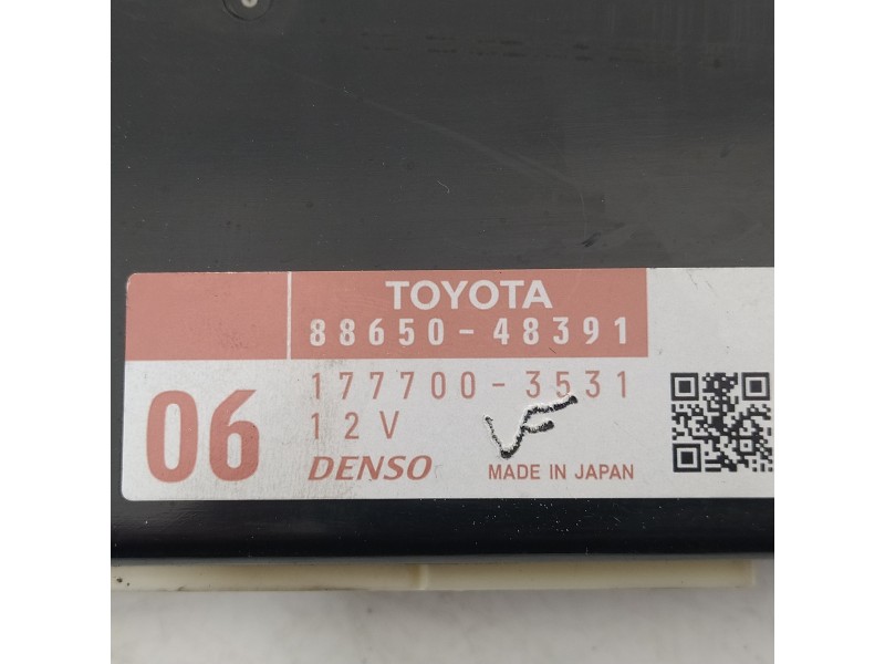 Recambio de modulo electronico para lexus rx 450h referencia OEM IAM 8865048391  