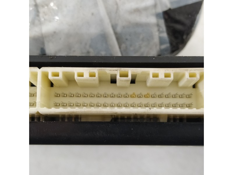 Recambio de modulo electronico para lexus rx 450h referencia OEM IAM 8865048391  