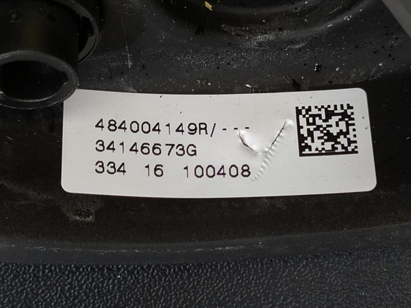 Recambio de volante para renault twingo iii intens referencia OEM IAM 484004149R  