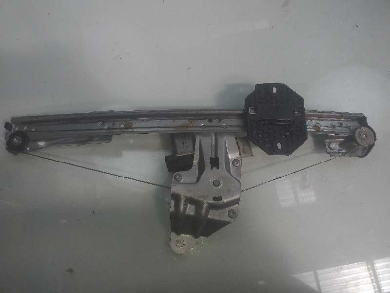 Recambio de elevalunas delantero izquierdo para dacia sandero ambiance referencia OEM IAM 807211440R  