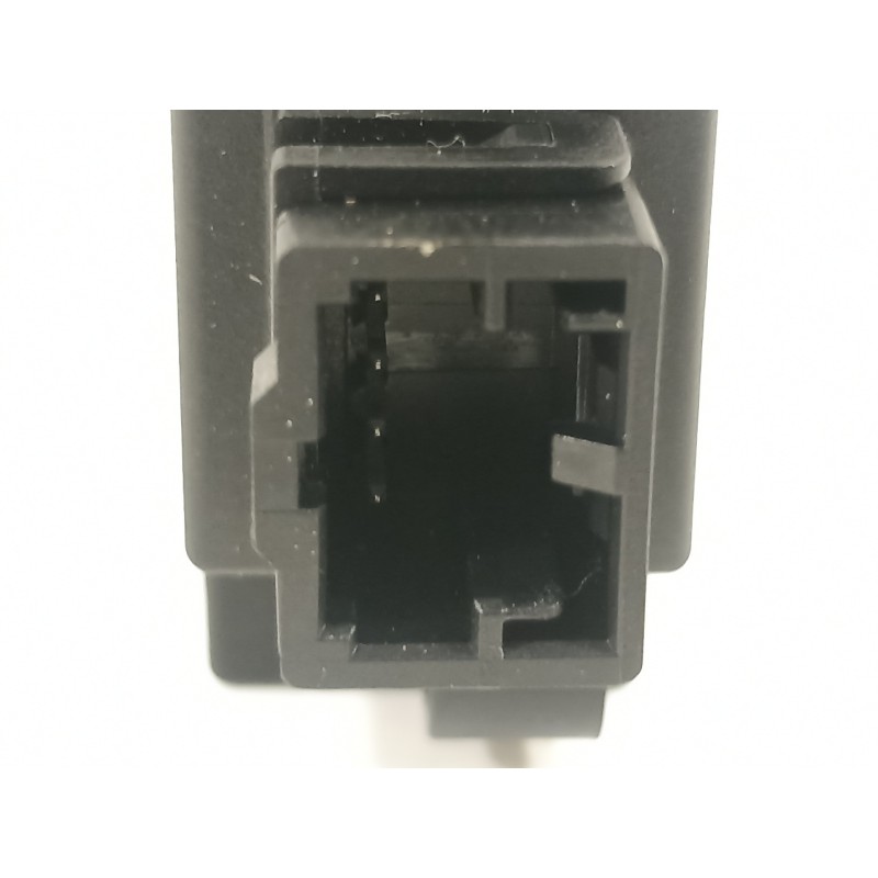 Recambio de motor apertura trampillas climatizador para mercedes-benz clase b (w247) 247 referencia OEM IAM A0999063502  