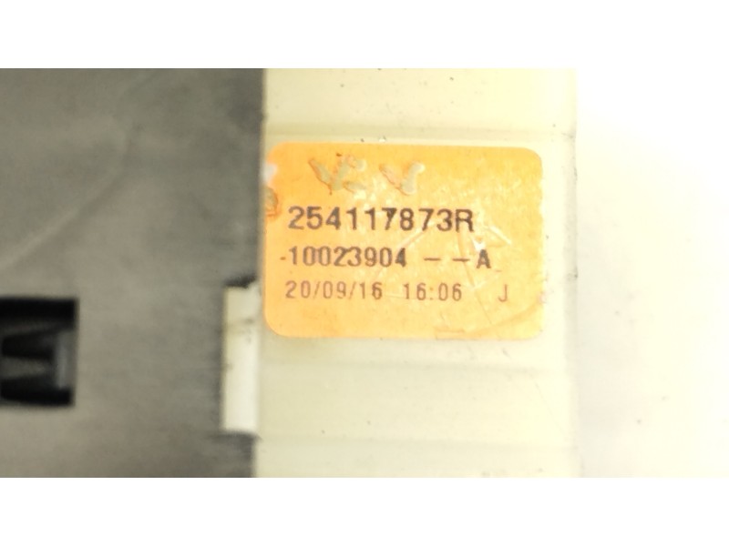 Recambio de mando elevalunas delantero izquierdo para renault twingo iii intens referencia OEM IAM 254117873R  