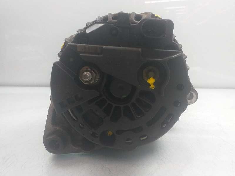 Recambio de alternador para audi a4 avant (8e) 2.4 referencia OEM IAM 078903016S  