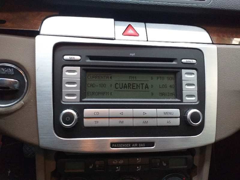 Recambio de sistema audio / radio cd para volkswagen passat berlina (3c2) highline referencia OEM IAM 1K0035186AD  