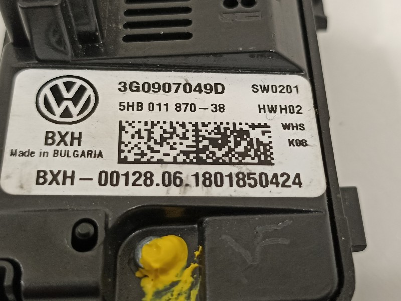 Recambio de mando climatizador para volkswagen passat variant (3g5) advance bmt referencia OEM IAM 3G0907049D 5HB011870 