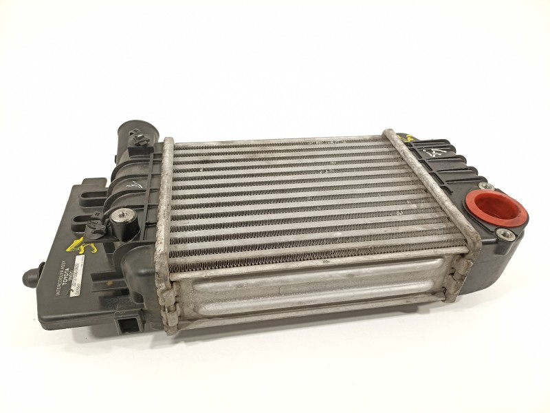 Recambio de intercooler para toyota yaris (ksp9/scp9/nlp9) básico referencia OEM IAM 1270000620  