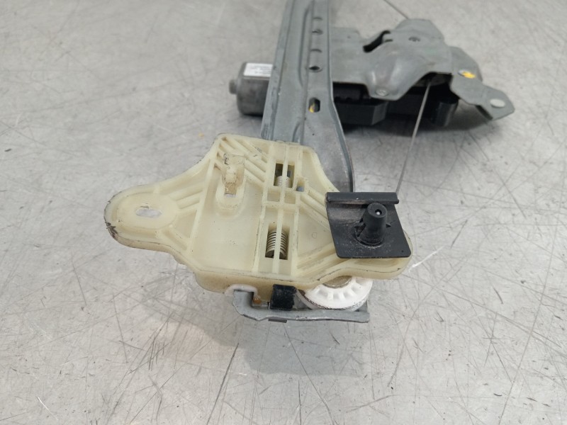 Recambio de elevalunas delantero izquierdo para renault twingo iii intens referencia OEM IAM 807219365R 128001492 