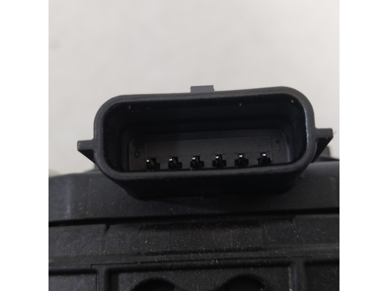 Recambio de potenciometro pedal para renault twingo iii intens referencia OEM IAM 180023357R  