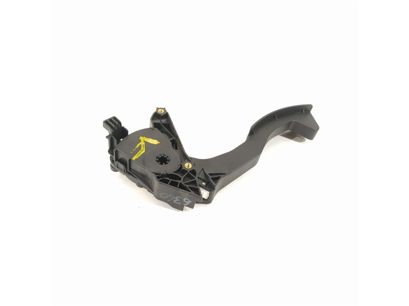 Recambio de potenciometro pedal para renault twingo iii intens referencia OEM IAM 180023357R  