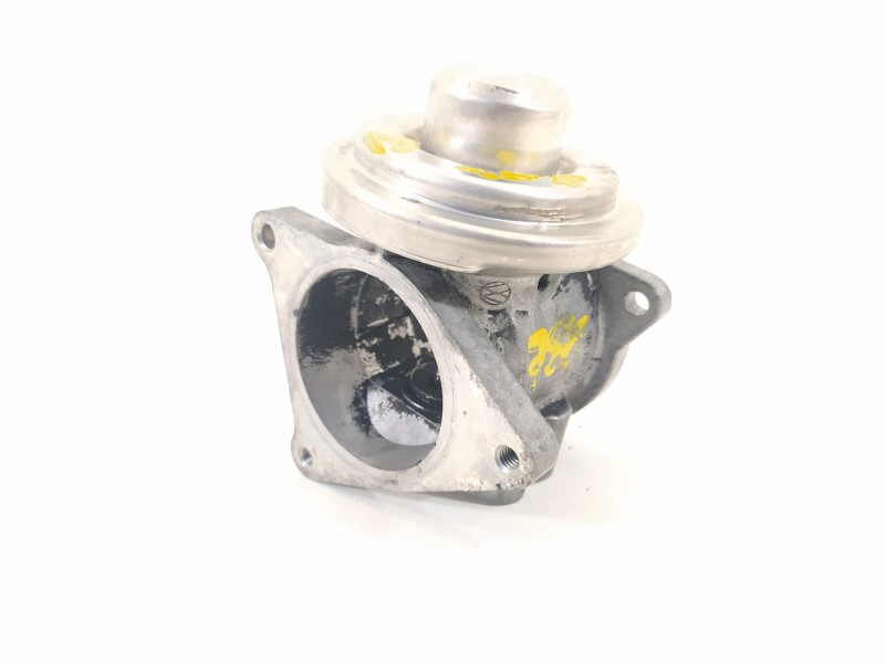 Recambio de valvula egr para volkswagen passat berlina (3c2) highline referencia OEM IAM 038131501S  