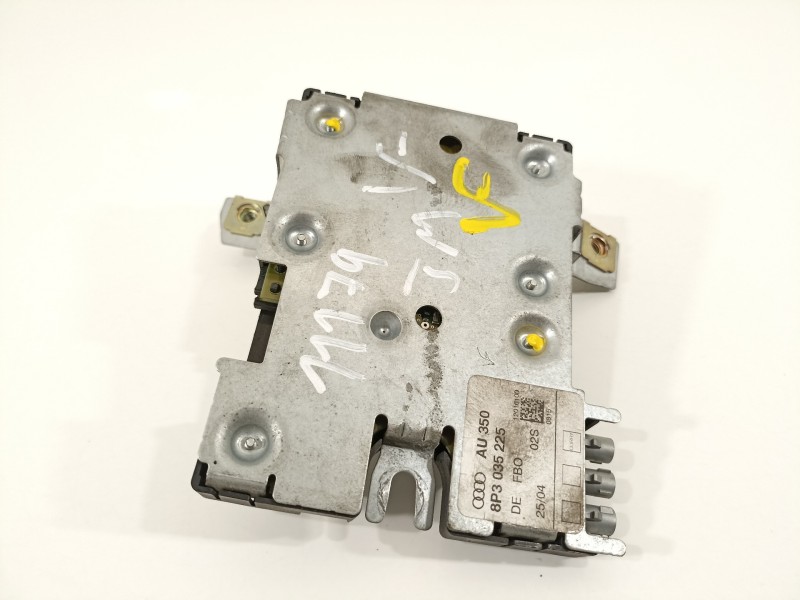 Recambio de caja reles / fusibles para audi a3 (8p) 2.0 tdi ambiente referencia OEM IAM 8P3035225  