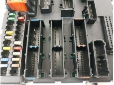 Recambio de caja reles / fusibles para opel vectra c berlina elegance referencia OEM IAM 13170892 519047104  2