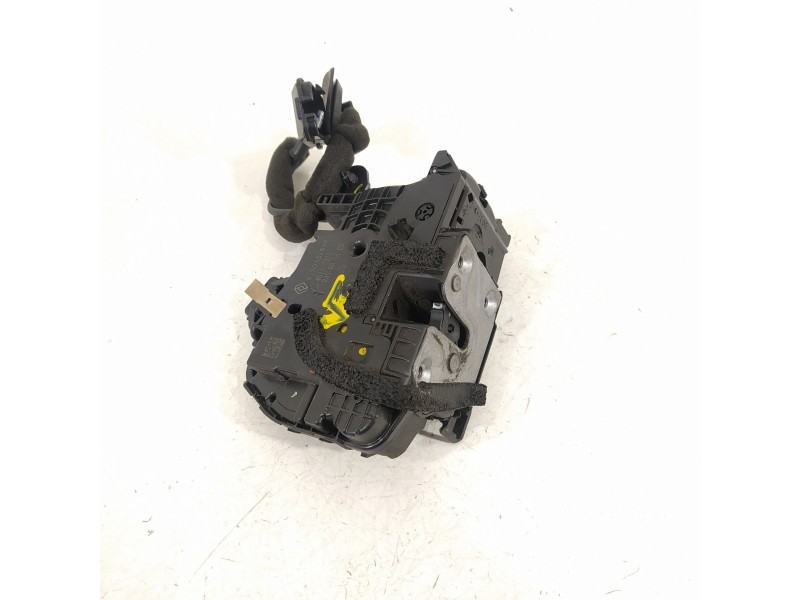 Recambio de cerradura puerta trasera izquierda para renault twingo iii intens referencia OEM IAM 825033289R  