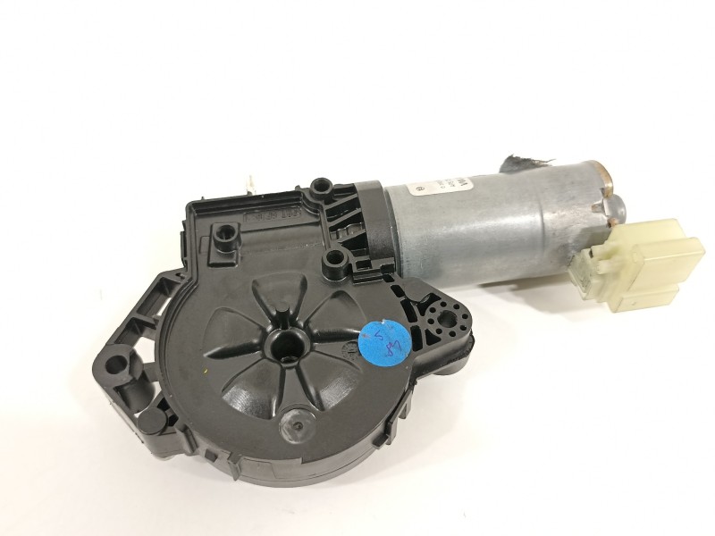 Recambio de motor techo electrico para volkswagen passat variant (3g5) advance bmt referencia OEM IAM 3G9877795F 0390200132 