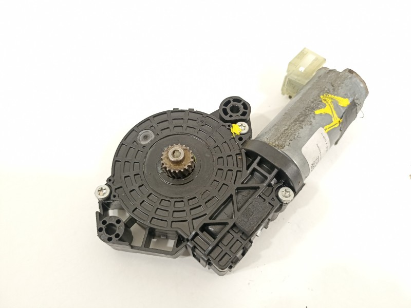 Recambio de motor techo electrico para volkswagen passat variant (3g5) advance bmt referencia OEM IAM 3G9877795F 0390200132 