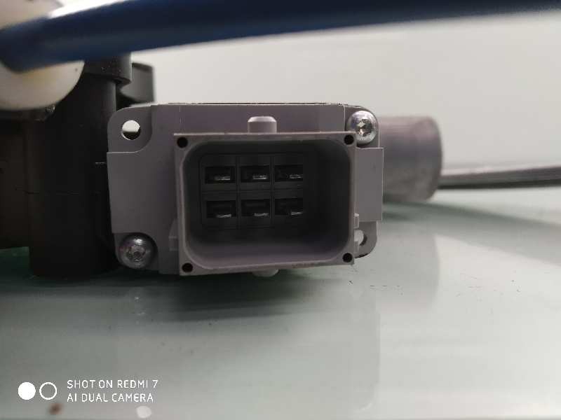 Recambio de elevalunas delantero derecho para opel corsa e selective referencia OEM IAM 13447039 541613212 