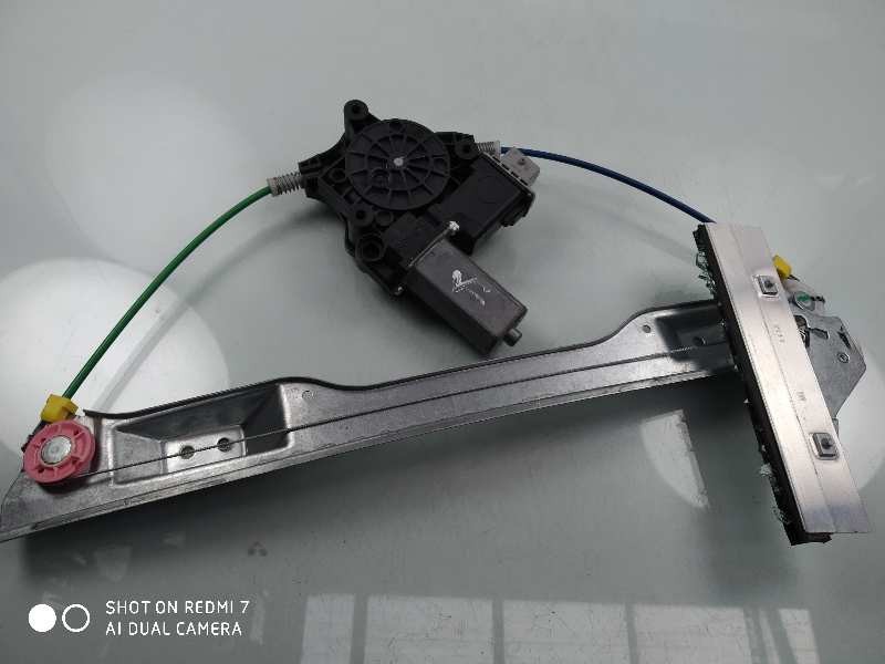 Recambio de elevalunas delantero derecho para opel corsa e selective referencia OEM IAM 13447039 541613212 