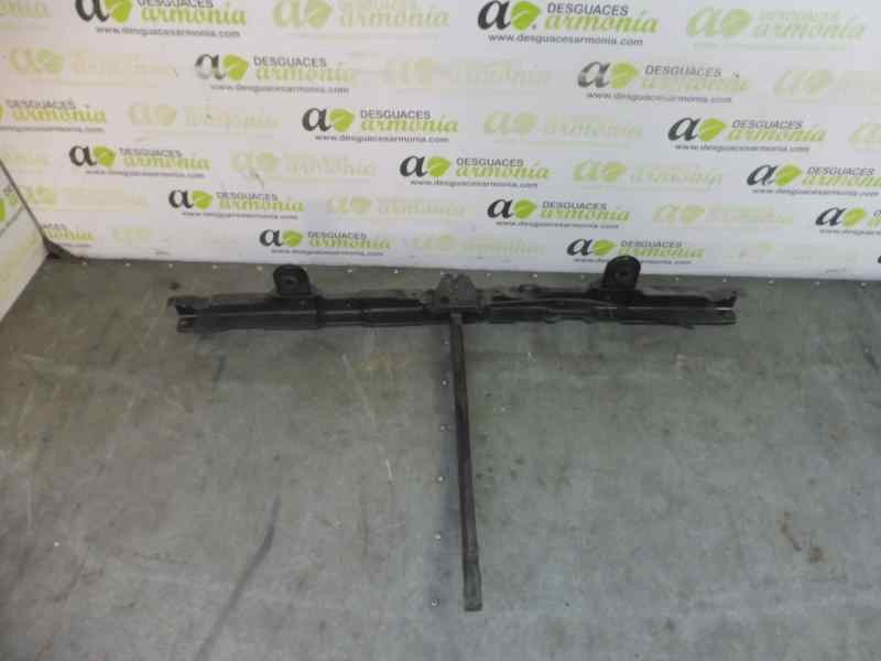 Recambio de travesaño superior para kia carnival 2.9 crdi vgt active referencia OEM IAM   